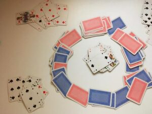 Arschloch Kartenspiel Regeln, Anleitung & 10 wichtige Tipps