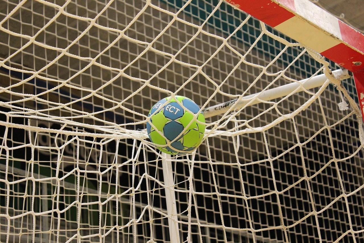 Der Ball beim Handball
