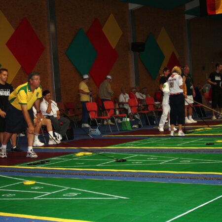 Shuffleboard: Das beste Spiel für Jung und Alt