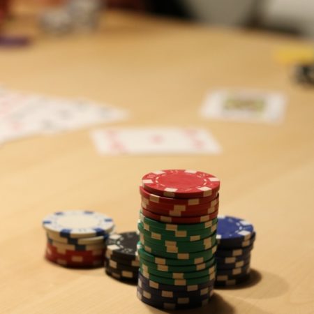 Texas Hold’em und Ultimate Texas Hold’em Poker im Vergleich 0 (0)