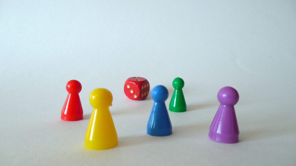 Alte Gesellschaftsspiele neu entdecken: Warum sich Aufheben, Reparieren und Weiterspielen lohnt 2 Alte Gesellschaftsspiele, Spiele